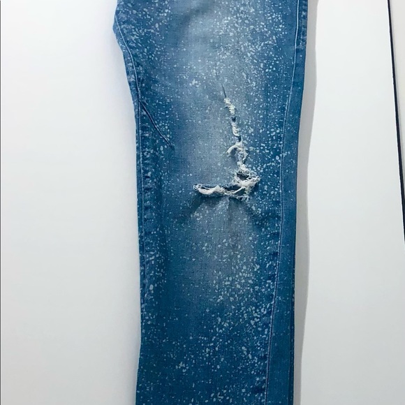 Rock & Republic distress jeans size 10. (B1) - Picture 10 of 13